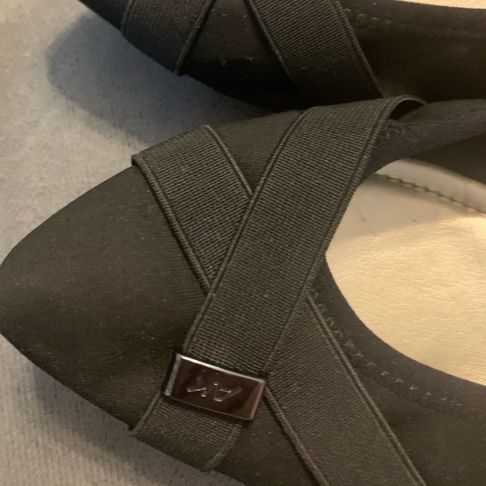 AK Sport Size 10 Black Flats